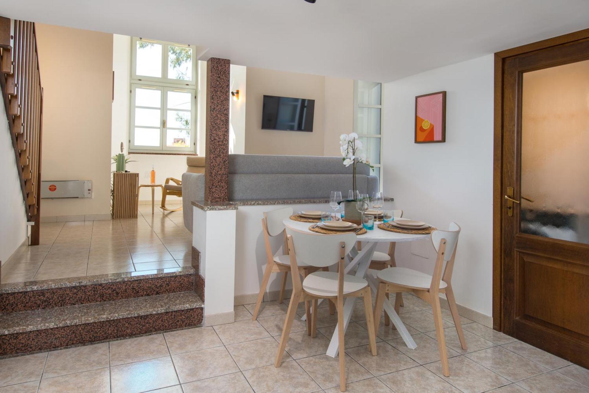 Oliviers -Agreable 2 Pieces Dans Maison Bourgeoise Menton Exterior photo